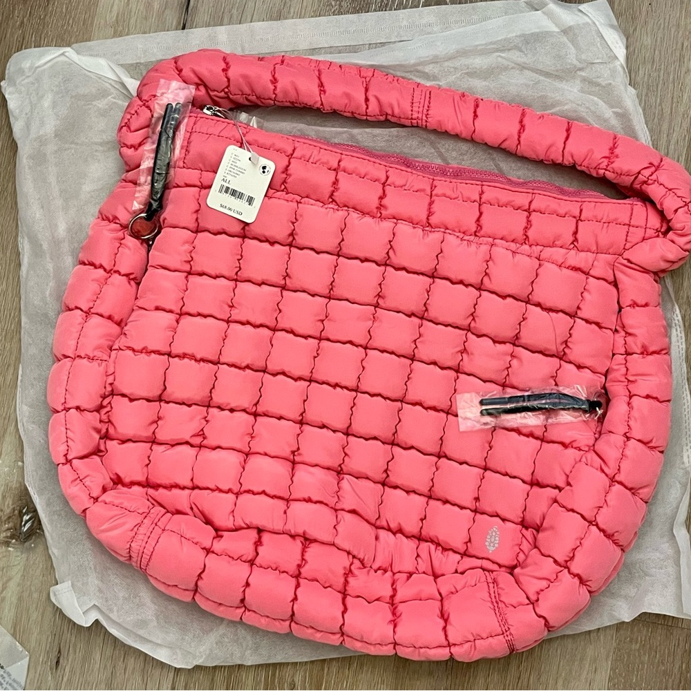 💗Free People FP Movement Quilted Carryall💗Pink Bubblegum  NEW W TAG
